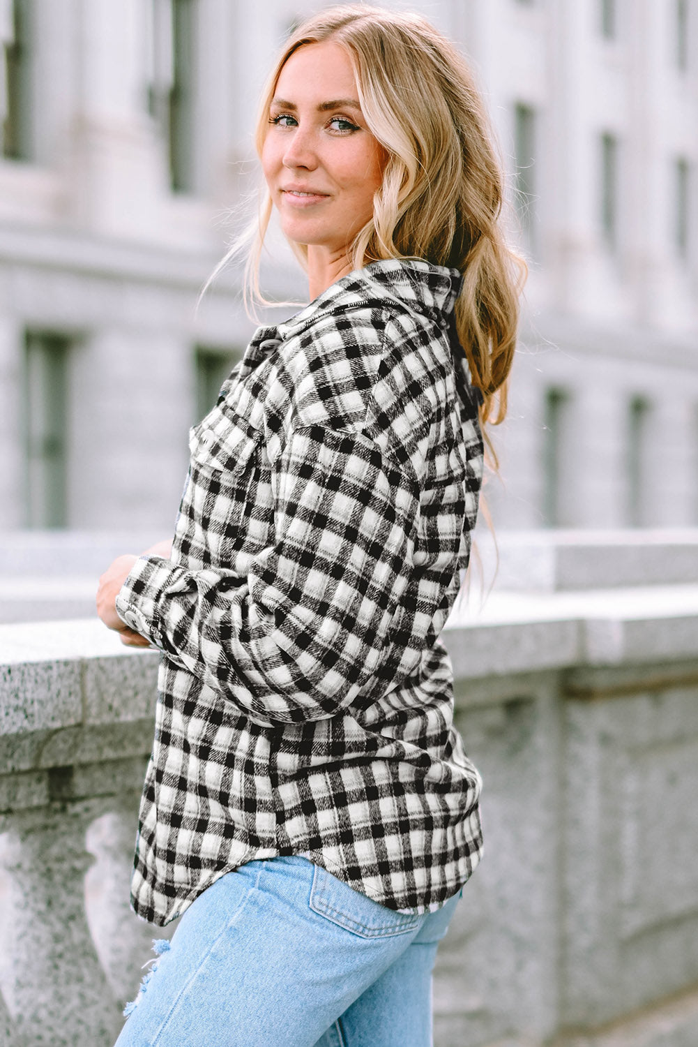 Plaid Print Chest Pockets Buttoned Tunic Shacket