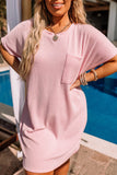 Robe longue rose côtelée avec poche poitrine et manches courtes, grande taille