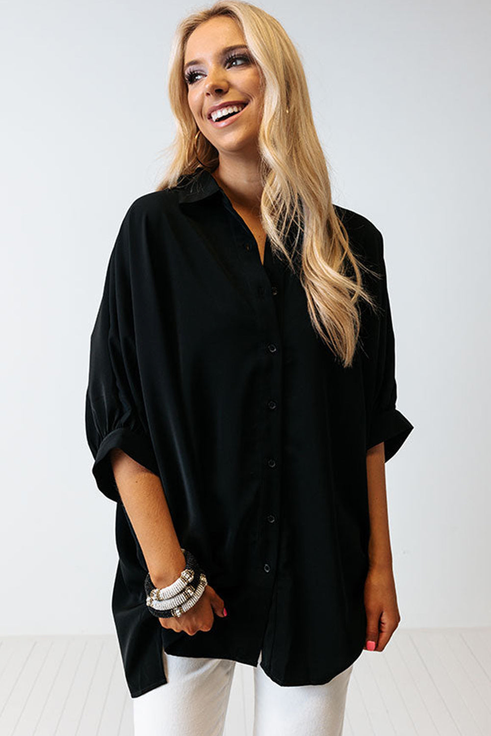 Chemise oversize noire à manches 3/4 bouffantes