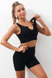 Ensemble actif soutien-gorge de sport côtelé noir et short taille haute