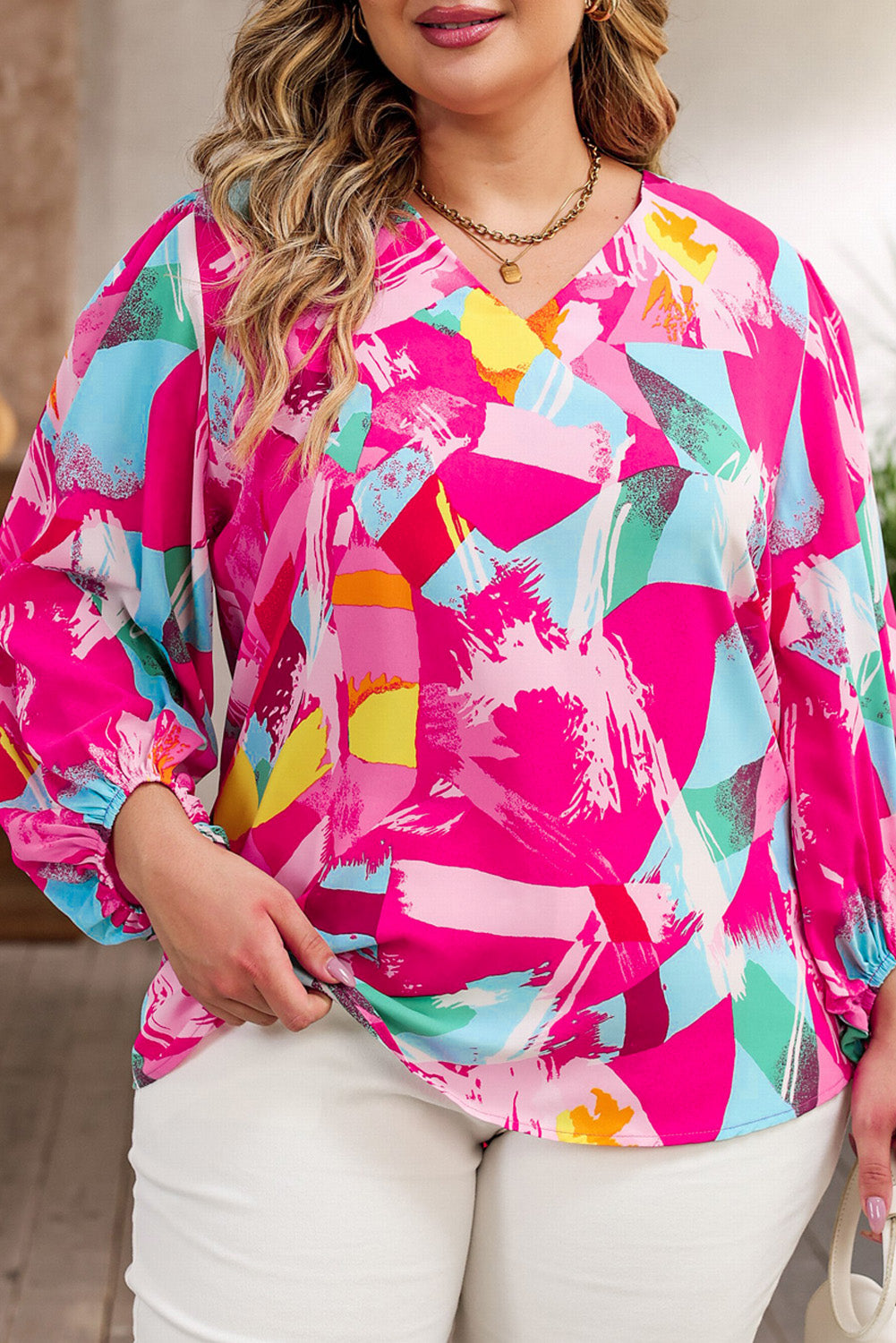 Plus Size Graffiti Print Split Neck Puff Sleeve Blouse