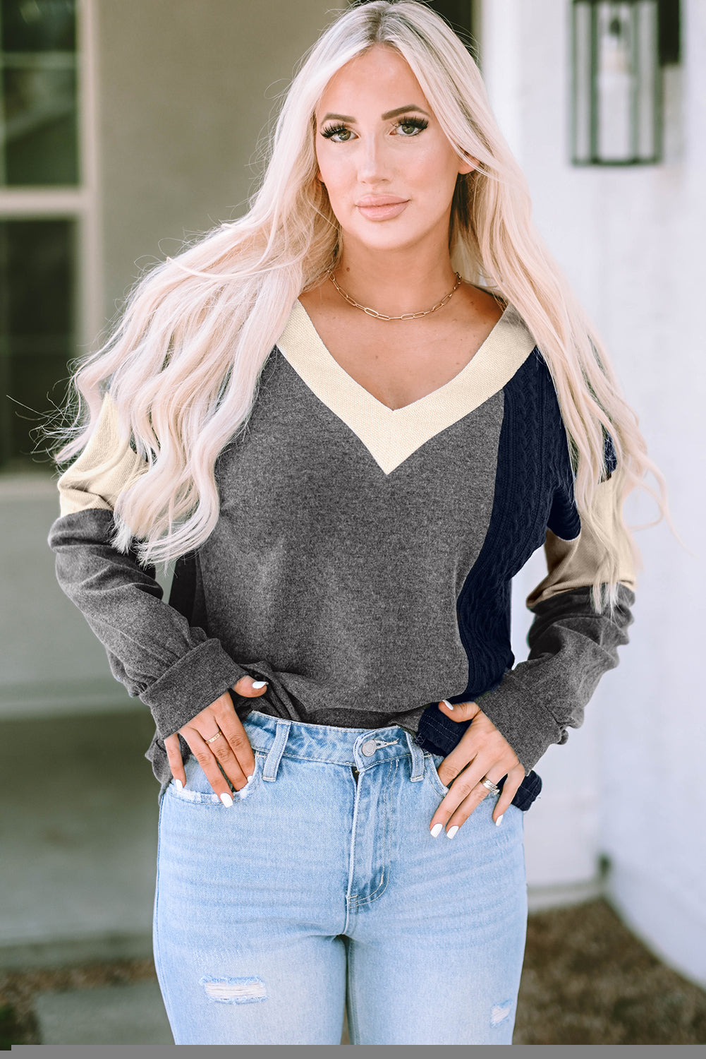 Brushed Contrast Knit V Neck Colorblock Long Sleeve Top