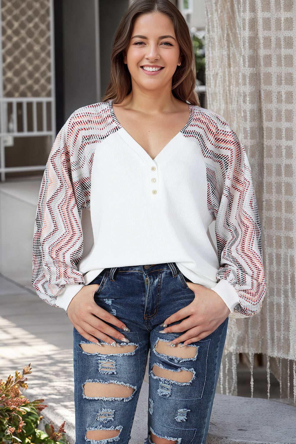 Geometric Contrast Sleeved Plus Size Top