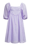 Mini-robe babydoll violette à col carré et manches bouffantes