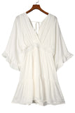 Mini-robe beige à volants et col en V, taille smockée